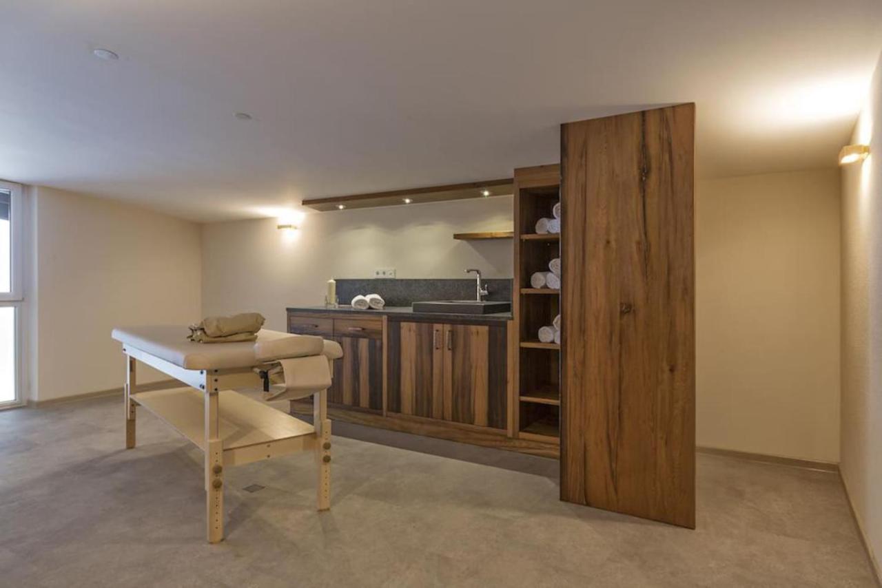 Spacious Corner Apartment In Aparthotel Kleinwalsertal มิทเทลแบร์ก ภายนอก รูปภาพ