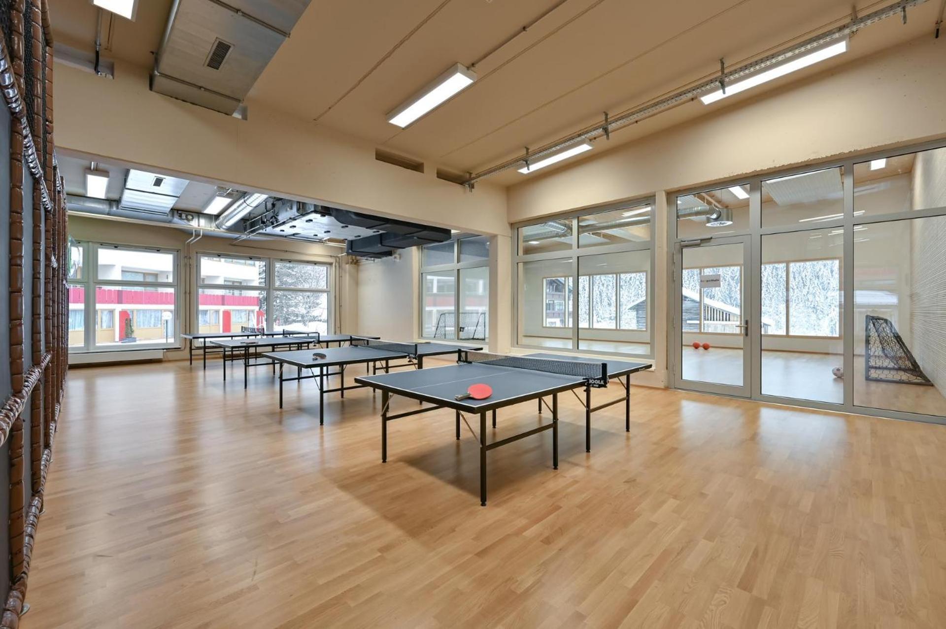 Spacious Corner Apartment In Aparthotel Kleinwalsertal มิทเทลแบร์ก ภายนอก รูปภาพ